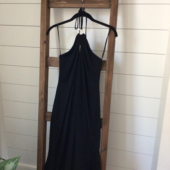 David Meister Dresses & Skirts - David Meister Halter Cocktail Dress